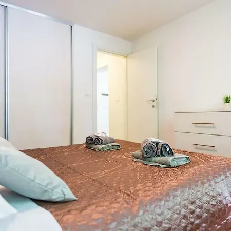 Bacvice Apartment *